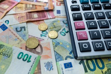 ΔΕΘ 2025: Όλες οι μειώσεις φόρων από το 2026