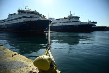 Πειραιάς: Νεκρός 75χρονος στην πύλη Ε1 – Ανασύρθηκε από τη θάλασσα