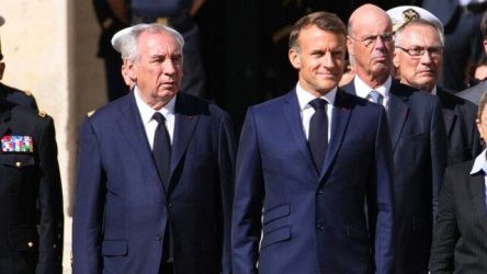 Κρίση στη Γαλλία: Σε εξέλιξη η κρίσιμη συνεδρίαση, απόψε το αποτέλεσμα της ψηφοφορίας – Δεδομένη η πτώση του Μπαιρού