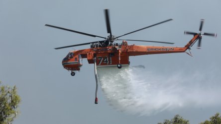 Φωτιά τώρα στη Φθιώτιδα – Καίει δάσος