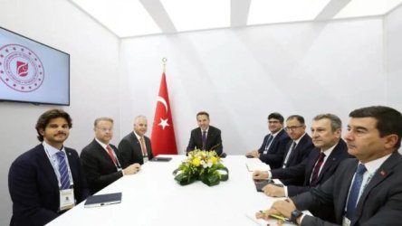 Τουρκία: “Συναντηθήκαμε με ανώτερα στελέχη της Chevron” – Η απάντηση στην κατάθεση πρότασης για τις έρευνες για υδρογονάνθρακες