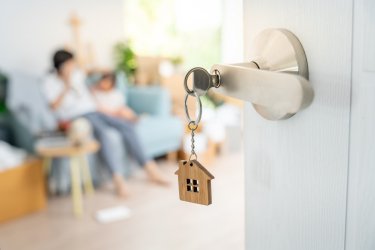 Χτίζονται 1.500 καινούρια διαμερίσματα με προσιτό ενοίκιο – Οι 3 περιοχές