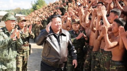 Aυστηρές απαγορεύσεις στη Βόρεια Κορέα: Ο Κιμ Γιονγκ Ουν δεν επιτρέπει συζητήσεις για χάμπουργκερ, παγωτά και καραόκε