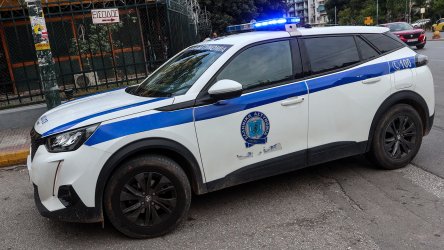 Σύνταγμα: Ισραηλινοί και Παλαιστίνιοι έπαιξαν… ξύλο μπροστά από τον Άγνωστο Στρατιώτη