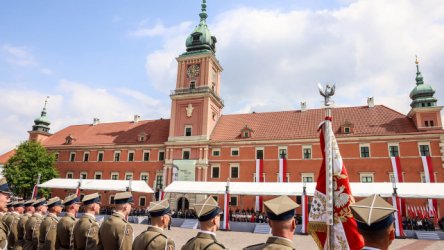 Η Πολωνία απέλασε Ουκρανό: Πετούσε drone πάνω από κυβερνητικά κτίρια στη Βαρσοβία