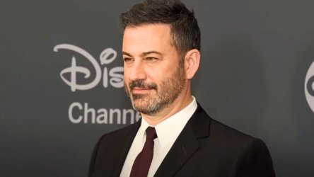 Τζίμι Κίμελ: “Επίθεση στα δικαιώματα της ελευθερίας του λόγου” –  Οργή στο Χόλιγουντ μετά την αναστολή της εκπομπής του