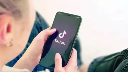 TikTok: Τι κρύβει η συμφωνία ΗΠΑ-Κίνας που μπορεί να επηρεάσει εκατομμύρια χρήστες