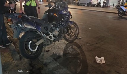 Σοβαρό τροχαίο στο κέντρο της Αθήνας: Γυναίκα παρασύρθηκε από μοτοσικλέτα