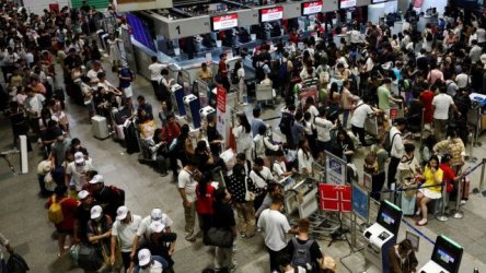 Βρετανία: Συνελήφθη ύποπτος για την κυβερνοεπίθεση που προκάλεσε χάος στα αεροδρόμια της Ευρώπης