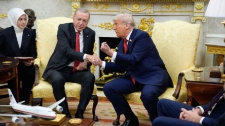 Τετ α τετ Τραμπ – Ερντογάν: Θερμή συνάντηση με συμφωνίες που “λιώνουν” τις κυρώσεις