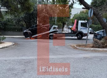 Το αγροτικό τζιπ του Β. Μπισμπίκη – Η ώρα που του το σηκώνει ο γερανός της Τροχαίας (εικόνες, βίντεο)