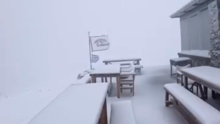 Έπεσε το πρώτο χιόνι της σεζόν – Βίντεο