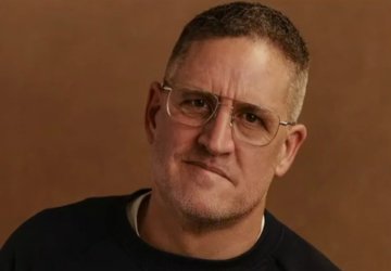 Εξιτήριο για τον δισεκατομμυριούχο Τομ Γκρίνγουντ μετά το τροχαίο στη Μύκονο – «Οι Έλληνες γιατροί με έσωσαν»