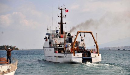 Ταράζει τα «ήρεμα νερά» η Τουρκία: Απέπλευσε από τη Σμύρνη το Piri Reis