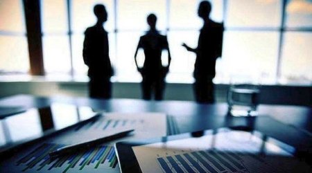 «13ωρο, σπαστή άδεια και προσλήψεις εξπρές»: Τι αλλάζει με το νέο εργασιακό νομοσχέδιο