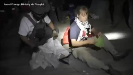 Κακοποίηση της Γκρέτα Τούνμπεργκ από Ισραηλινούς καταγγέλλει Τούρκος ακτιβιστής: “Την έσυραν από τα μαλλιά και την έβαλαν να φιλήσει την ισραηλινή σημαία” (Βίντεο)