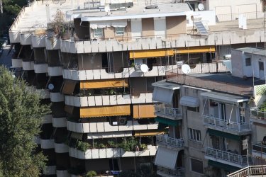 Έρχεται κύμα πλειστηριασμών με συνοπτικές διαδικασίες από τους servicers