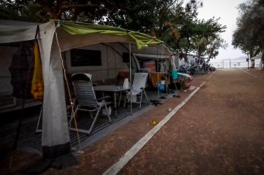 Νέα αποκάλυψη για τη Φοινικούντα – Γιατί ο ιδιοκτήτης έμενε στο κάμπινγκ από τον Αύγουστο