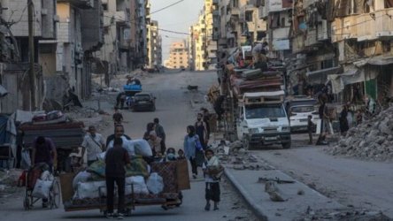 Τι προβλέπει η πρώτη φάση της ιστορικής συμφωνίας Ισραήλ και Χαμάς για τη Γάζα – Το “ευχαριστώ” των οικογενειών των ομήρων στον Τραμπ, πώς το έμαθαν στον θύλακα (Βίντεο)