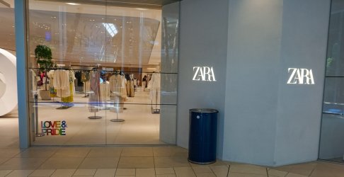 Πιο νωρίς η Black Friday 2025 στα Zara με μεγάλες προσφορές
