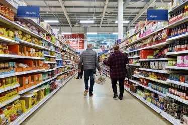 Σούπερ μάρκετ: Μειώσεις 8% από σήμερα σε πάνω από 2.000 προϊόντα – Η λίστα με τους κωδικούς