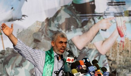 «Στοπ» της Αστυνομίας σε συγκέντρωση στο Σύνταγμα για τον ένα χρόνο από τον θάνατο του Γιαχία Σινουάρ