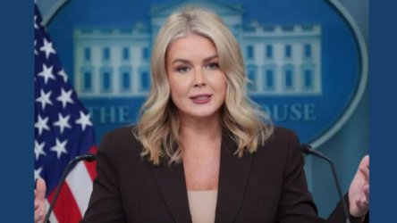 Καρολάιν Λέβιτ: Ποια είναι η νεότερη εκπρόσωπος του Τραμπ που βρίσκεται στο επίκεντρο της κριτικής, μετά την απάντηση ”η μάνα σου” σε δημοσιογράφο (Βίντεο)