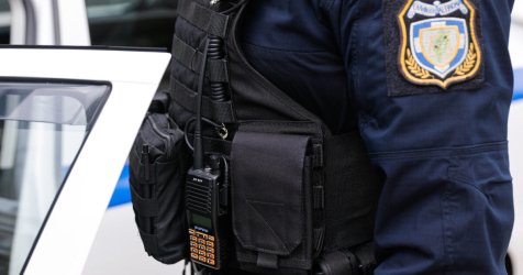 Αστυνομικός «μπουμπούκι» σε κύκλωμα ναρκωτικών – Είχε καταθέσεις πάνω από 600.000 ευρώ