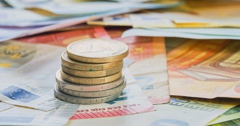 Έρχεται μπαράζ πληρωμών από ΕΦΚΑ και ΔΥΠΑ – Αναλυτικά οι ημερομηνίες