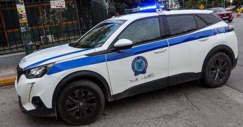 Πάτρα: Ι.Χ παρέσυρε και τραυμάτισε τροχονόμο σε μπλόκο