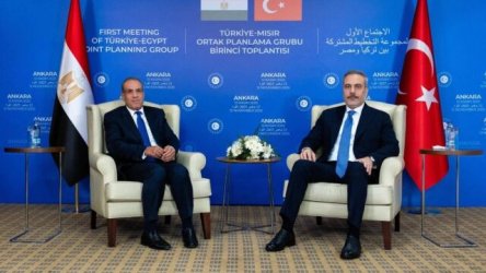 Τουρκία: Ο Χακάν Φιντάν συναντήθηκε με τον υπουργό Εξωτερικών της Αιγύπτου στην Άγκυρα – Τι συζήτησαν (Εικόνες)