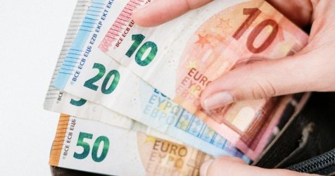 Ξεκινούν οι αιτήσεις για το voucher έως 2.500€ της ΕΕΤΑΑ – Ποιοι δικαιούνται επιδότηση