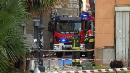 Γένοβα: Ανεμοστρόβιλος ξερίζωσε δέντρα και έριξε κοντέινερ – Στο έλεος της κακοκαιρίας (Εικόνες & Βίντεο)