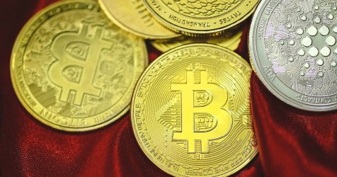 Νέα βουτιά για το Bitcoin: Έπεσε κάτω από τα 90.000 δολάρια – «Αέρας» τα κέρδη του 2025