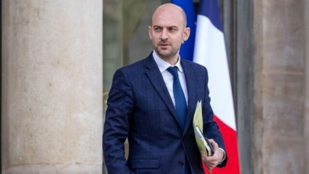 Γαλλία: Διπλωματικός “πυρετός” με το ειρηνευτικό σχέδιο για Ουκρανία – Με ευρωπαίους υπουργούς Εξωτερικών θα συνομιλήσει ο Μπαρό