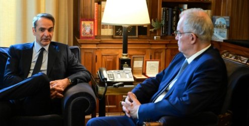 Μητσοτάκης σε Τασούλα: Η Ελλάδα πρωταγωνιστής στα ενεργειακά