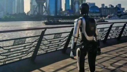 Kίνα: Ανθρωπόμορφο ρομπότ μπήκε στα ρεκόρ Γκίνες – Περπάτησε αδιάκοπα επί 3 ημέρες