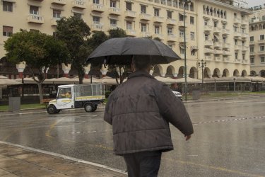 Επικαιροποιήθηκε το έκτακτο δελτίο για την κακοκαιρία Adel: Οι περιοχές που θα ρίξει χαλάζι και καταιγίδες