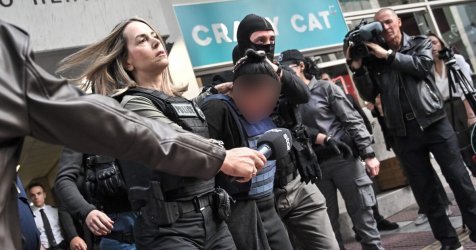 «Άσε με να ζήσω»: Η ηλικιωμένη ικετεύει την 46χρονη να μην την σκοτώσει – Ηχητικό ντοκουμέντο από τη Σαλαμίνα