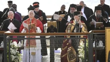 Πώς η επίσκεψη-ορόσημο του Πάπα Λέοντος ΙΔ’ στο Φανάρι ανοίγει νέα σελίδα για την ενότητα των Χριστιανών: Το παρασκήνιο και το “κλειδί” για τη Χάλκη