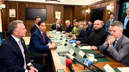 Ουκρανικό: Το συμβολικό δείπνο στη Φλόριντα και τα “αγκάθια” στον δρόμο για τη συμφωνία – Συνεχίζεται ο διπλωματικός μαραθώνιος σε Παρίσι και Μόσχα