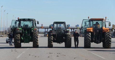 Κλιμακώνουν οι αγρότες – Σε εξέλιξη συνελεύσεις για νέα μπλόκα (Βίντεο, φωτογραφίες)