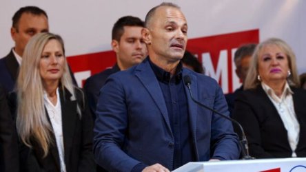 Βόρεια Μακεδονία: Μαζικές παραιτήσεις στο κόμμα της αξιωματικής αντιπολίτευσης (SDSM) μετά τη βαριά ήττα στις δημοτικές εκλογές – Τα επόμενα βήματα