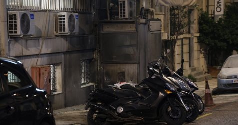 Επίθεση με μολότοφ στο Αστυνομικό Τμήμα Κυψέλης – 14 προσαγωγές