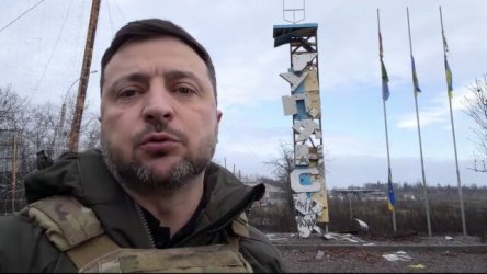 Μήνυμα Ζελένσκι για τα εδάφη: “Επιτυγχάνουμε θετικά αποτελέσματα στην πρώτη γραμμή του μετώπου, δόξα στην Ουκρανία” (Βίντεο)