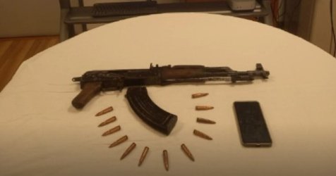 Συναγερμός στα ΚΤΕΛ Κηφισού: 20χρονος εντοπίστηκε με καλάσνικοφ σε βαλίτσα