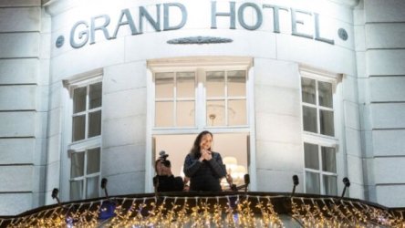 Η “κινηματογραφική” επιχείρηση “Golden Dynamite”: Νέες λεπτομέρειες για την απόδραση της Ματσάδο από τη Βενεζουέλα – Η “μάχη” με τα κύματα και οι μεταμφιέσεις