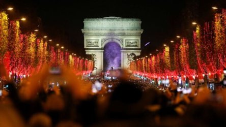 Παρίσι: “Τρομοκρατική απειλή” οδηγεί σε ακύρωση της πρωτοχρονιάτικης συναυλίας στα Ηλύσια Πεδία
