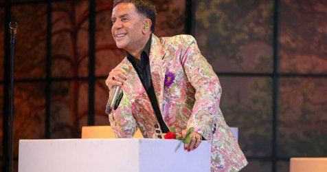 Πρώην συνεργάτιδα Μαζωνάκη: «Πήγαινε στο καμαρίνι του Γιώργου – Έτσι θα κάνεις καριέρα»