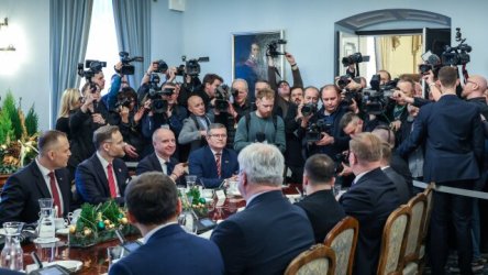 Eντείνονται οι ζυμώσεις για την εκεχειρία στην Ουκρανία: Στο Μαϊάμι ο Ρώσος απεσταλμένος Ντμίτριεφ για επαφές με Γουίτκοφ και Κούσνερ